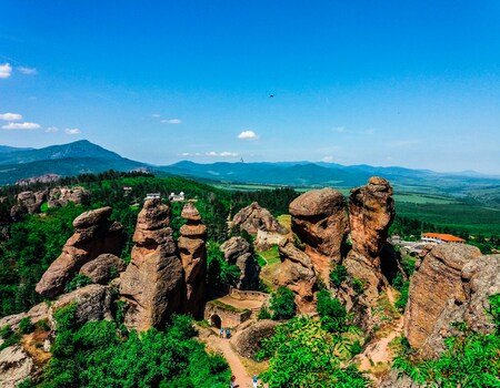 katarina-stankovic-ry3u-bm6-sv-fi-unsplash_450x350_crop_478b24840a