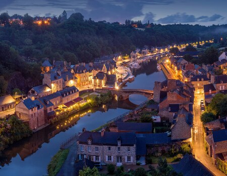 pedro-lastra-5g8d-jvt-yrya-unsplash_450x350_crop_478b24840a